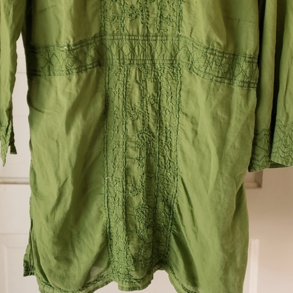 Tunic - Picture 2 of 5